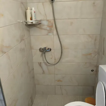 Apartamento House Apartment Niko Polisi i Vogel